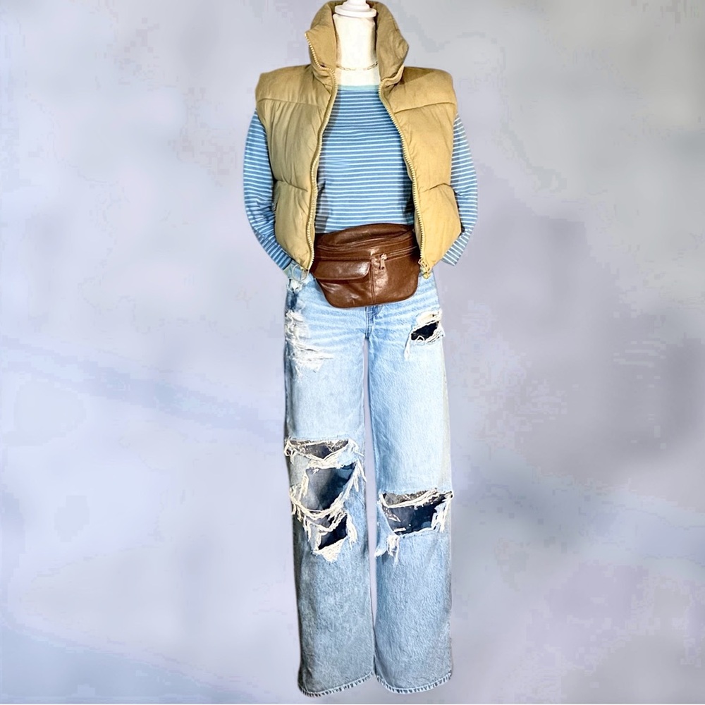 TAN QUILTED PUFFER VEST SIZE SMALL